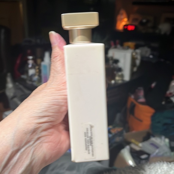 Chanel Gabrielle Moisturizing Body Lotion 200ml.  Slightly used Tester - Picture 2 of 3